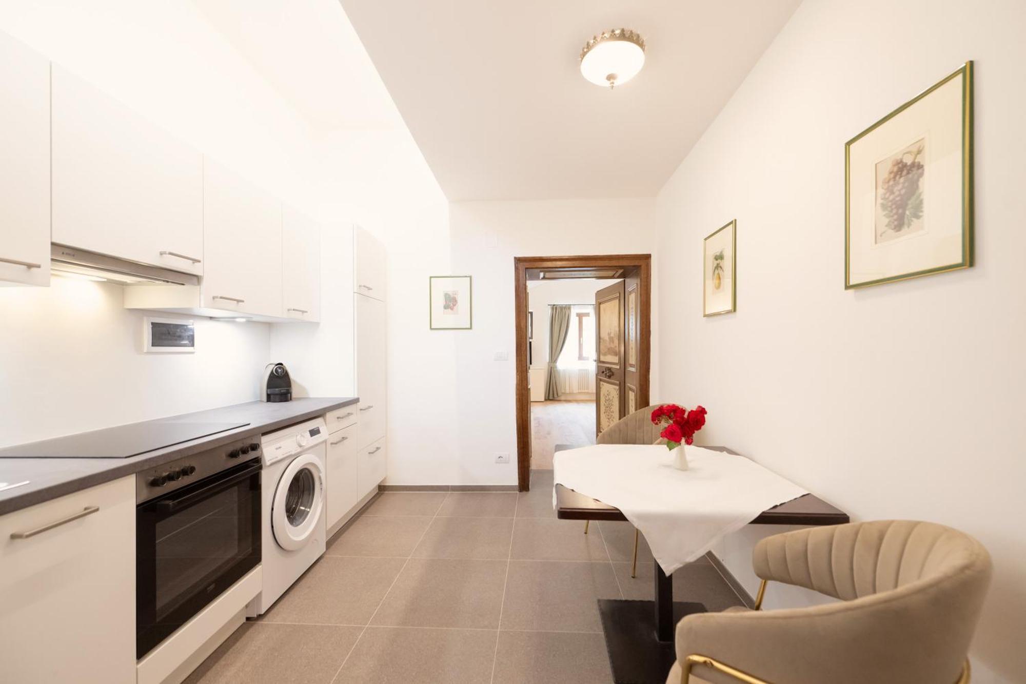 Apartments Schloss Paschbach Appiano Sulla Strada Del Vino Ngoại thất bức ảnh
