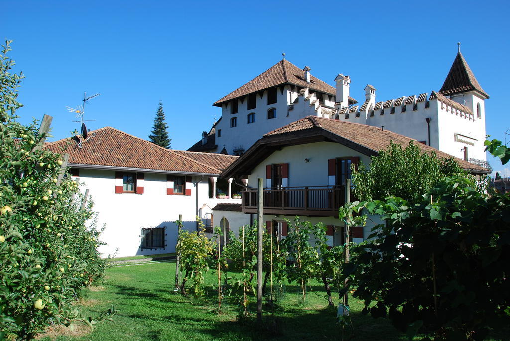 Apartments Schloss Paschbach Appiano Sulla Strada Del Vino Phòng bức ảnh