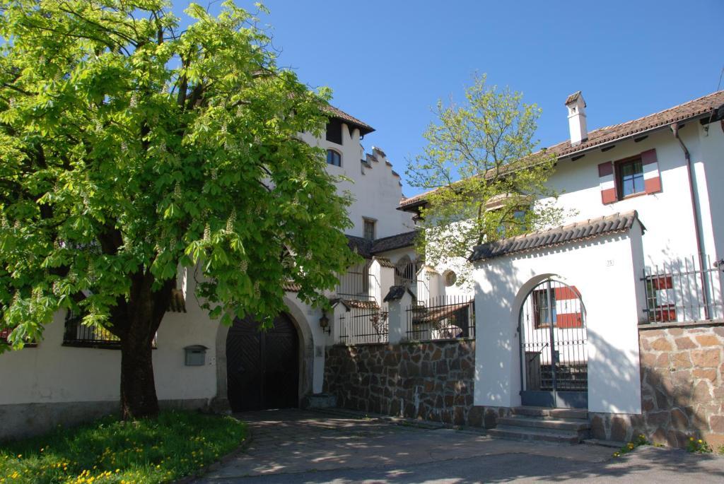 Apartments Schloss Paschbach Appiano Sulla Strada Del Vino Ngoại thất bức ảnh