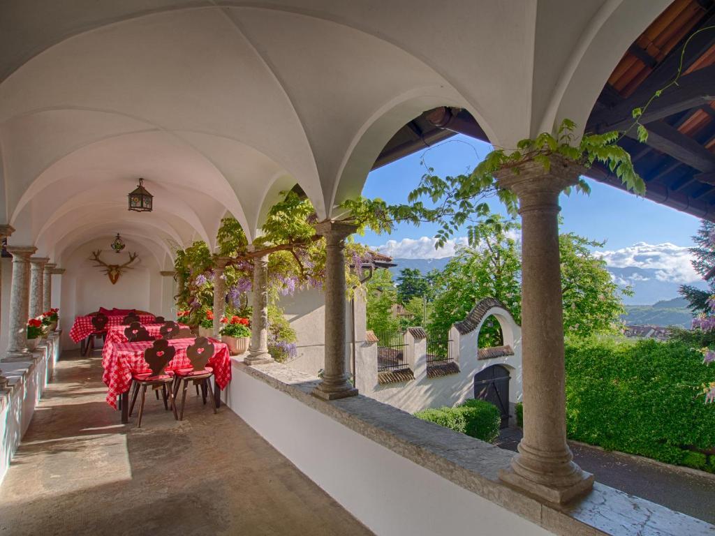 Apartments Schloss Paschbach Appiano Sulla Strada Del Vino Ngoại thất bức ảnh
