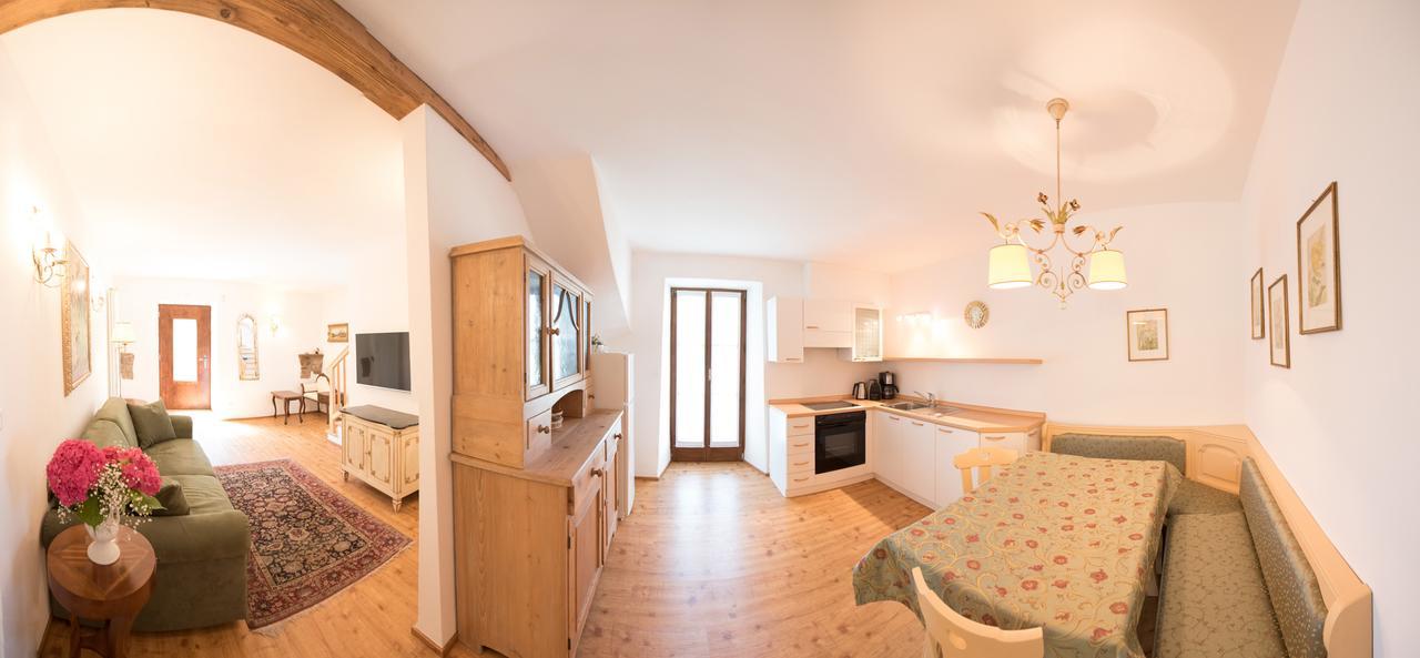 Apartments Schloss Paschbach Appiano Sulla Strada Del Vino Ngoại thất bức ảnh